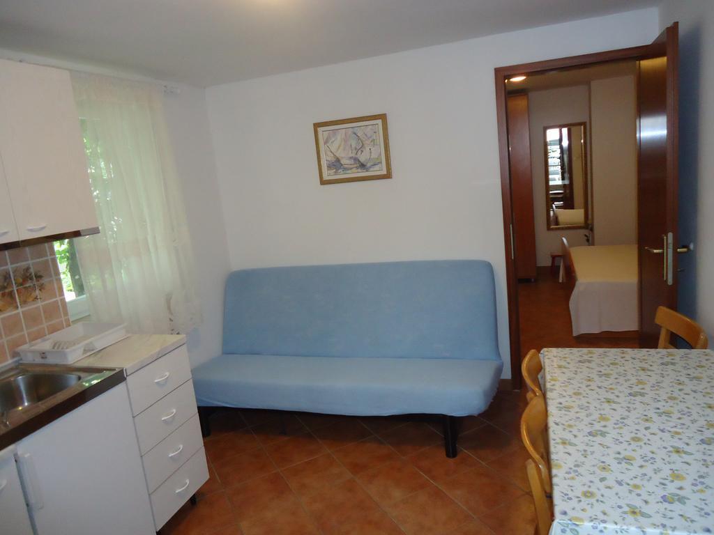 Omis Apartment On The Beach Eksteriør billede