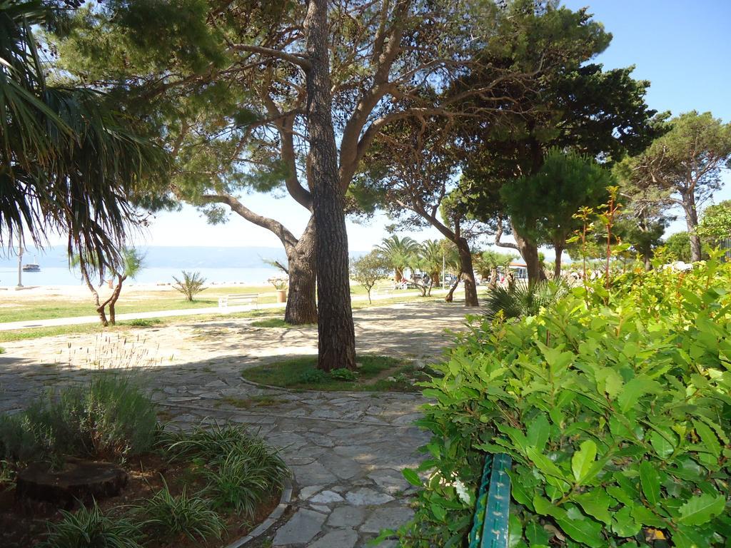 Omis Apartment On The Beach Eksteriør billede